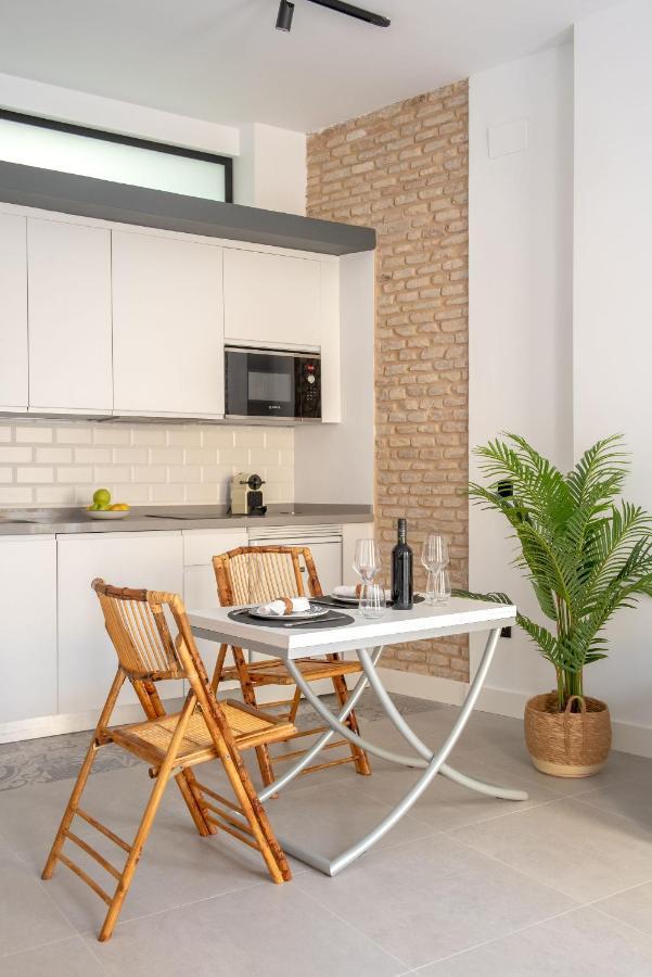 Hommyhome Conteros Cathedral Apartments Севиля Екстериор снимка