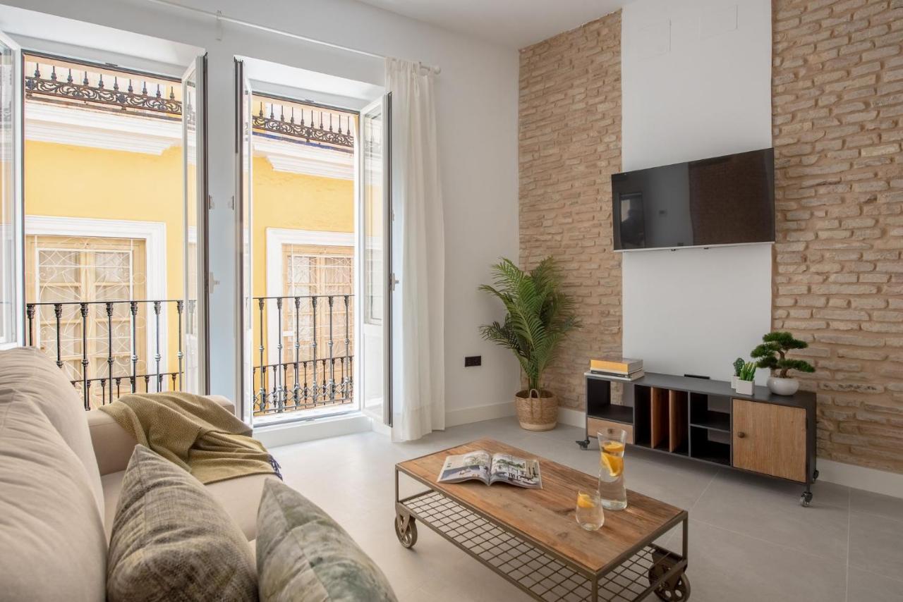 Hommyhome Conteros Cathedral Apartments Севиля Екстериор снимка