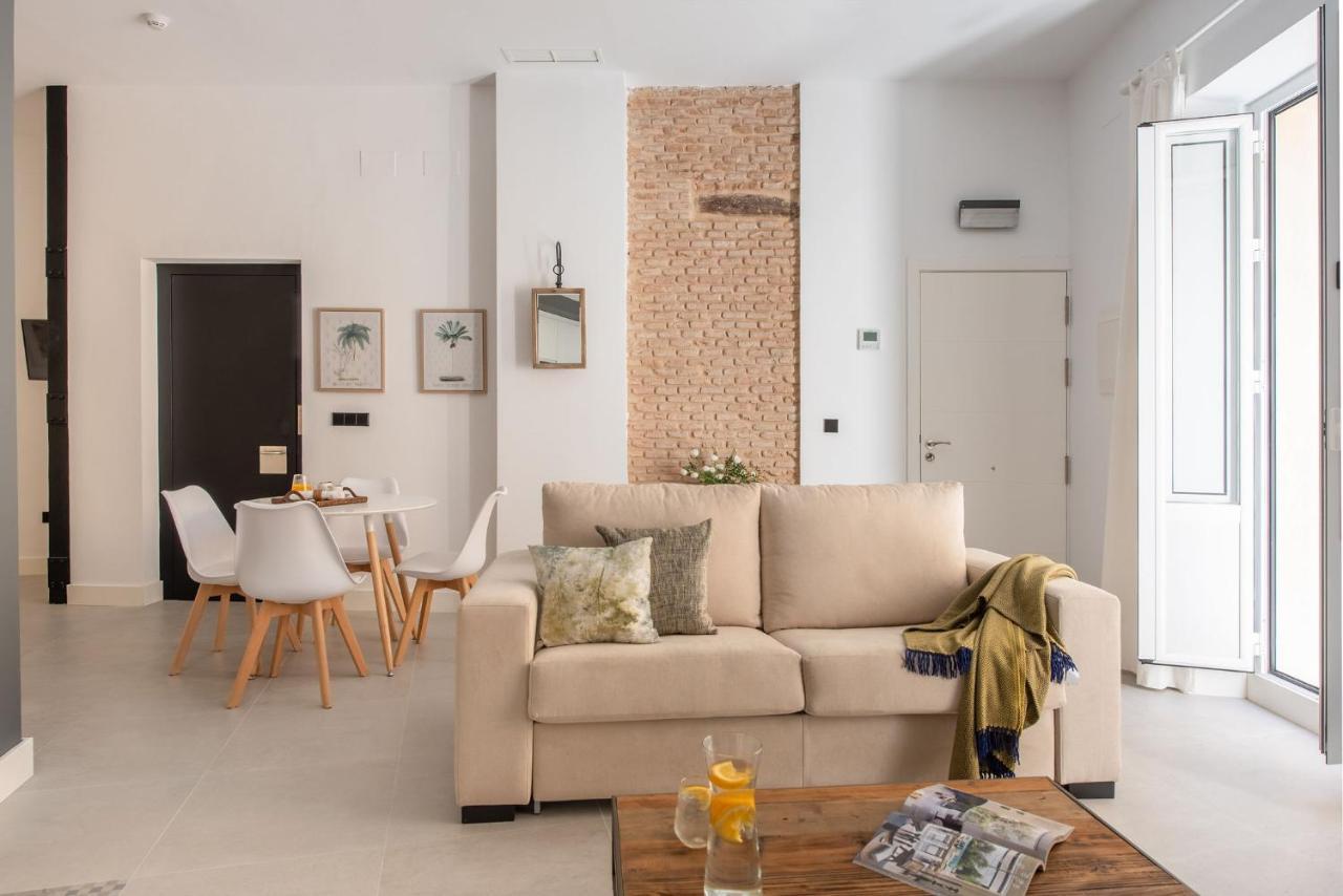 Hommyhome Conteros Cathedral Apartments Севиля Екстериор снимка