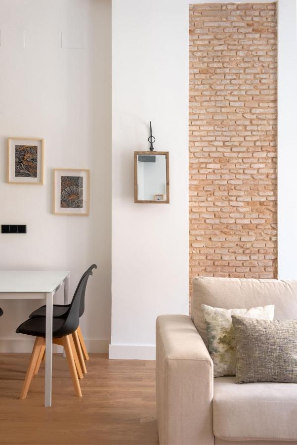 Hommyhome Conteros Cathedral Apartments Севиля Екстериор снимка
