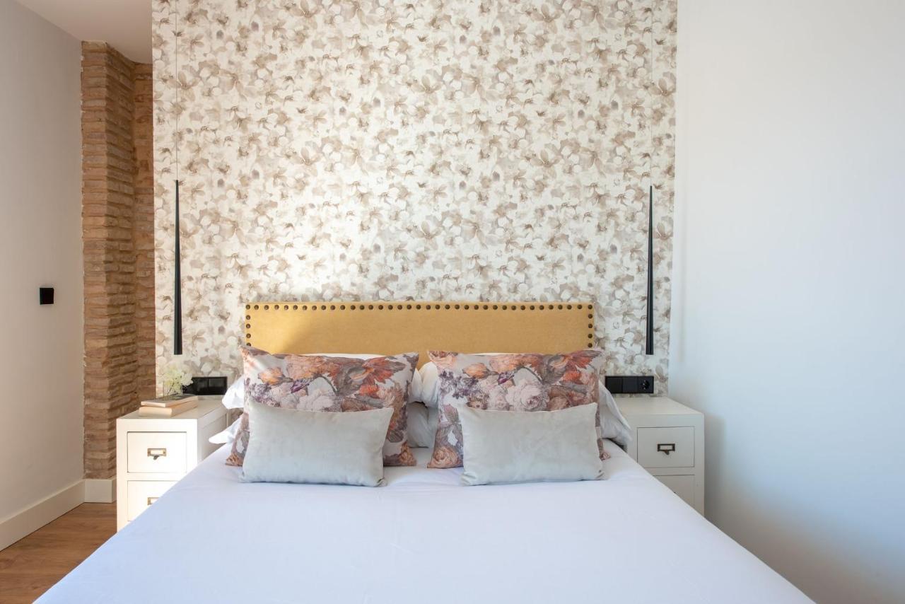 Hommyhome Conteros Cathedral Apartments Севиля Екстериор снимка