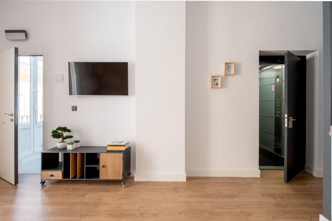 Hommyhome Conteros Cathedral Apartments Севиля Екстериор снимка